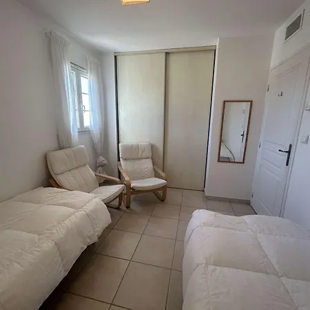 Apartment Duplex Climatise 3 Pieces Avec Jardinet Et Garage Prive - 6 Couchages, - Fr-1-250-177 *
